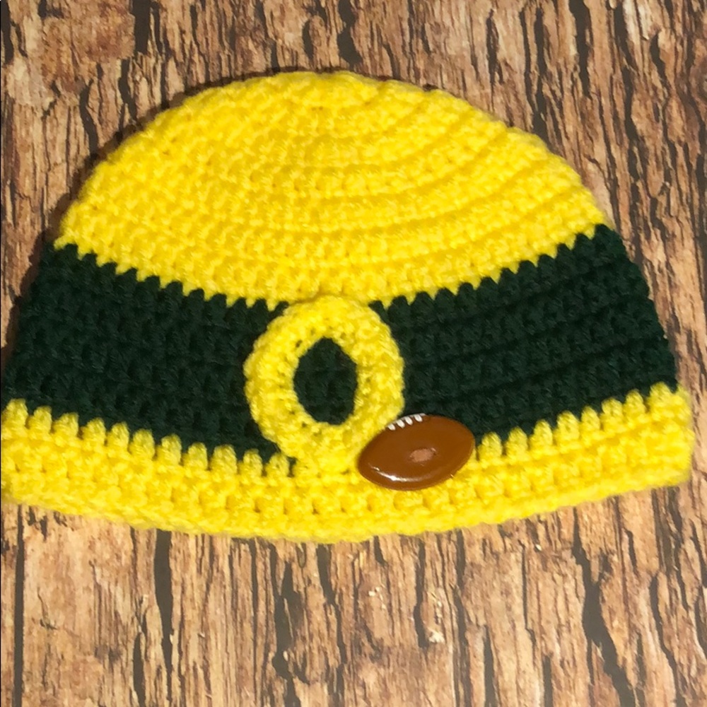 Oregon duck 🌹🏈rose bowl🏈🌹baby hat photo prop